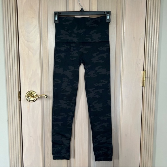 SPANX seamless camouflage leggings high waisted look at me now 9640 - Picture 4 of 10